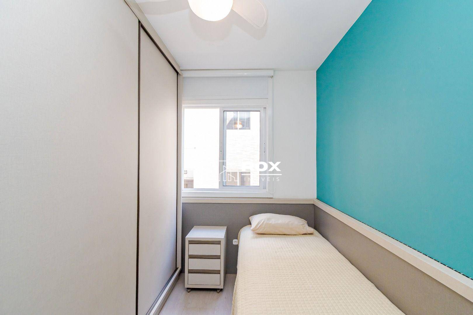 Apartamento à venda com 2 quartos, 70m² - Foto 14