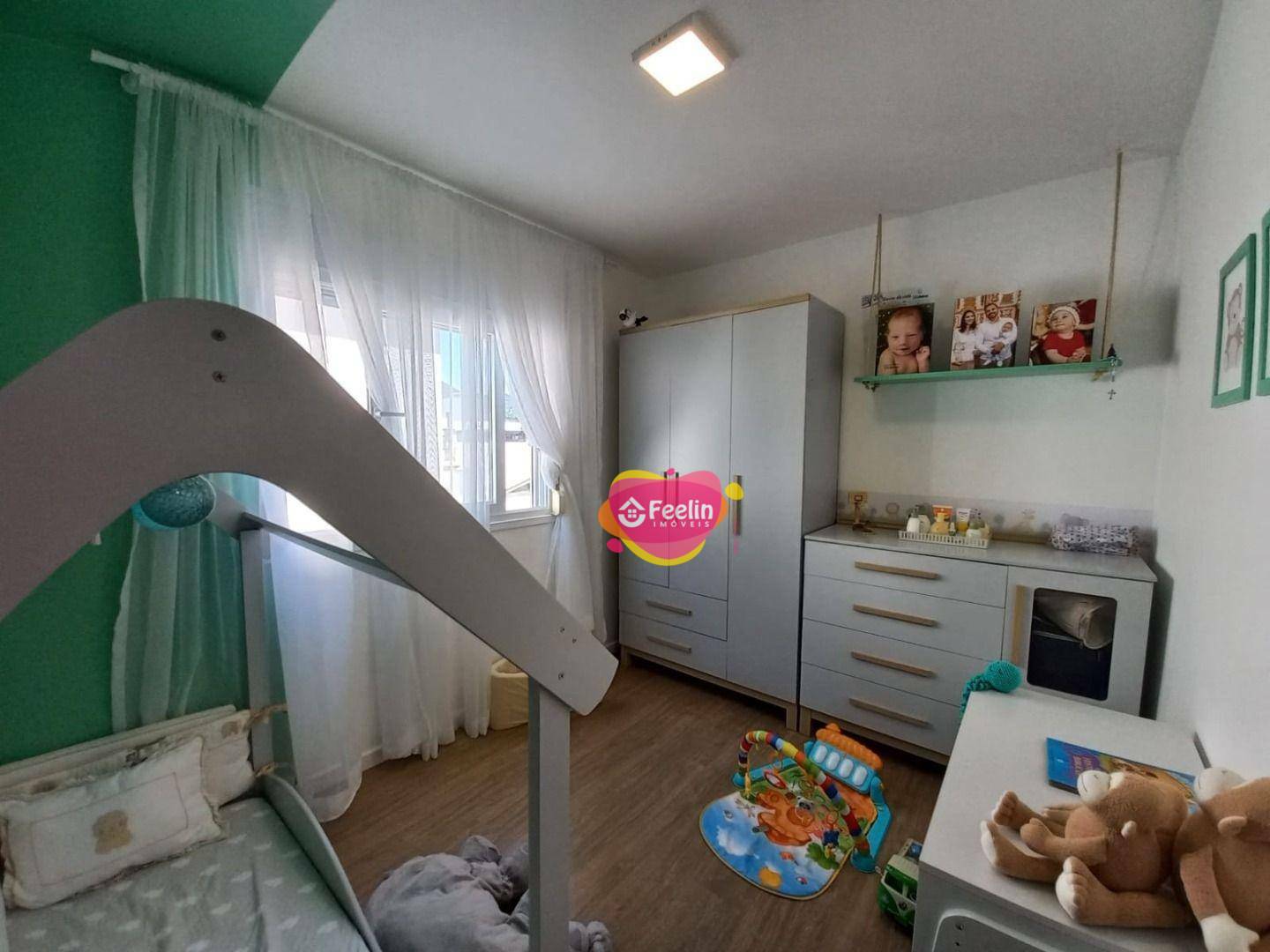 Casa à venda com 3 quartos, 102m² - Foto 14