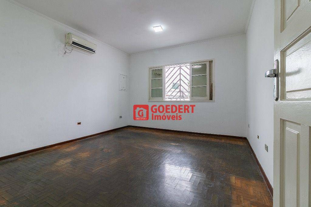 Casa para alugar com 3 quartos, 197m² - Foto 17