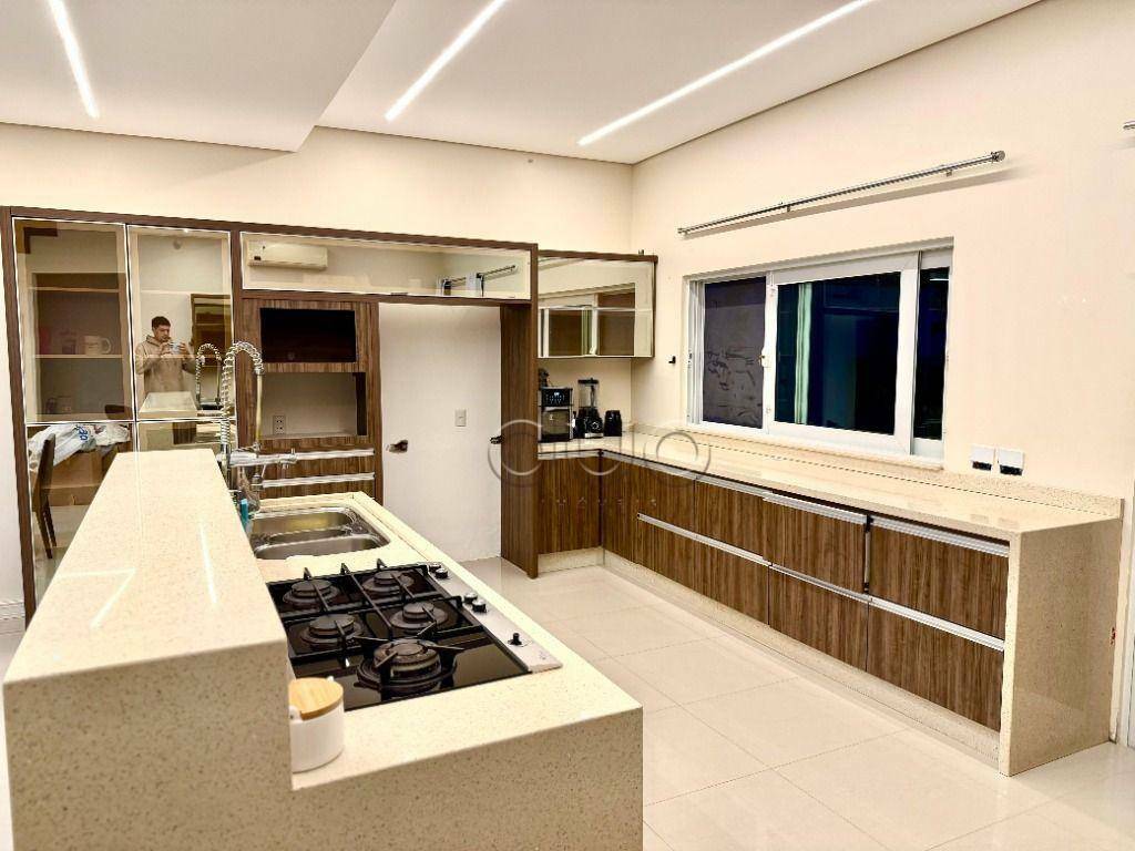 Casa, 3 quartos, 550 m² - Foto 2