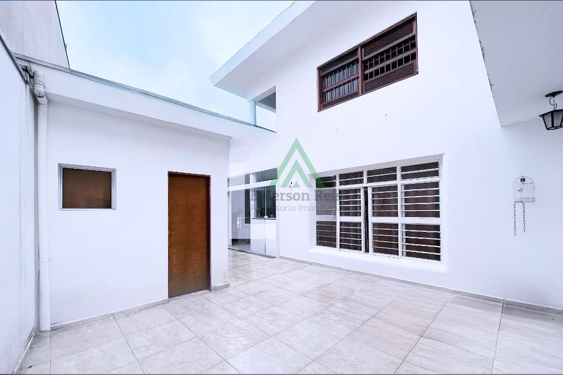 Casa à venda com 4 quartos, 600m² - Foto 4