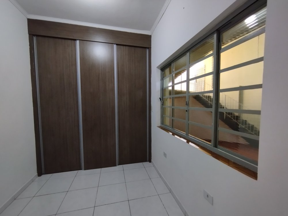 Casa à venda com 3 quartos, 145m² - Foto 3