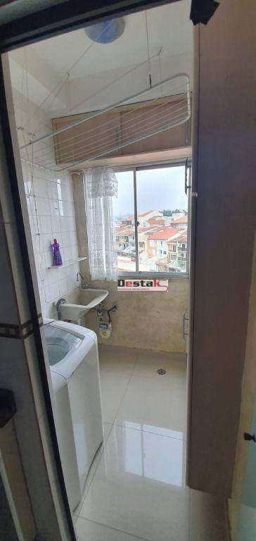 Apartamento à venda com 2 quartos, 62m² - Foto 16