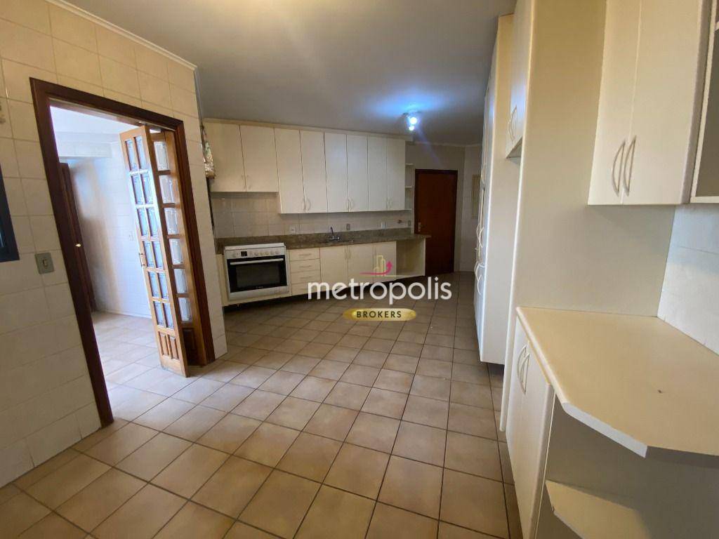 Apartamento à venda com 4 quartos, 206m² - Foto 10