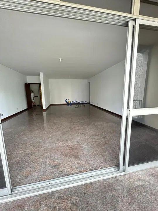 Apartamento à venda com 4 quartos, 260m² - Foto 9