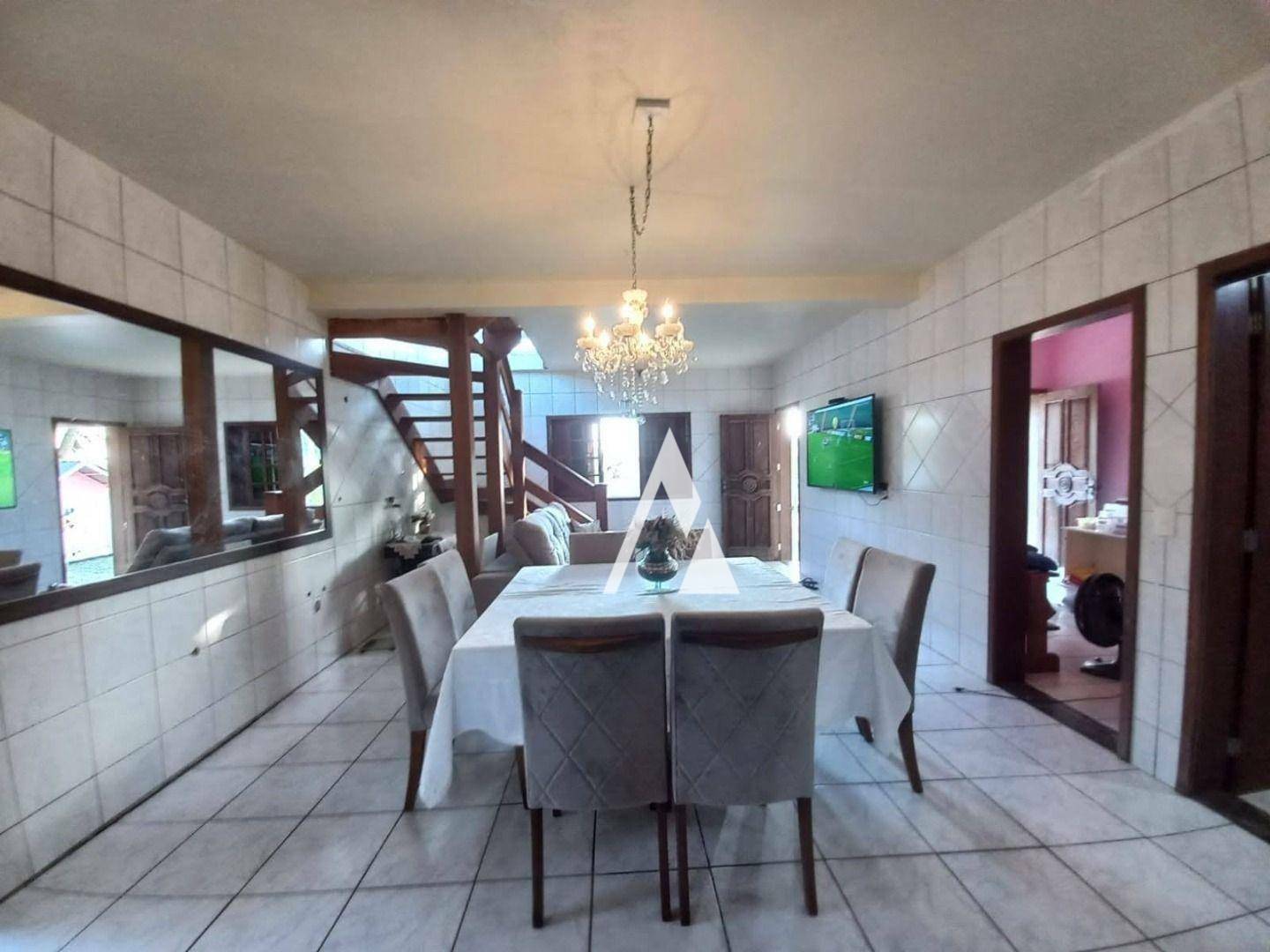 Casa à venda com 8 quartos, 300m² - Foto 10