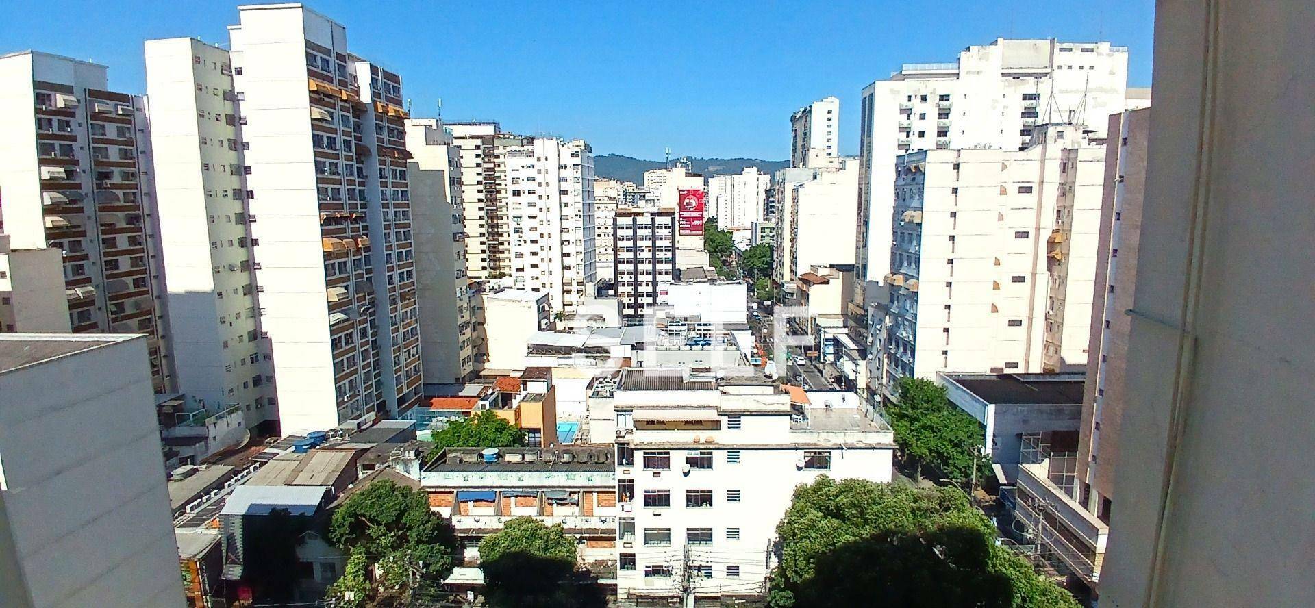 Apartamento à venda com 2 quartos, 102m² - Foto 6