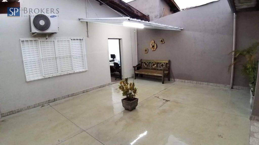 Casa à venda com 3 quartos, 180m² - Foto 14