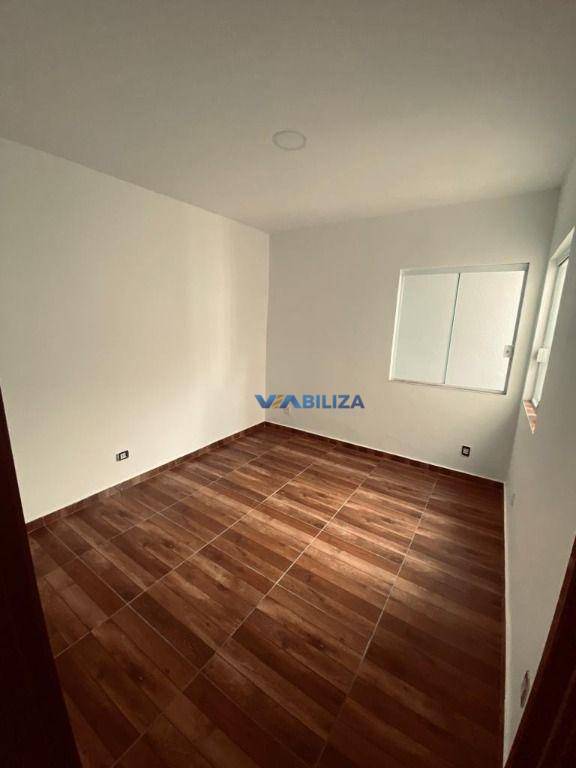 Casa à venda com 3 quartos, 124m² - Foto 13