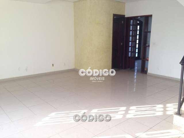 Sobrado à venda com 4 quartos, 309m² - Foto 2