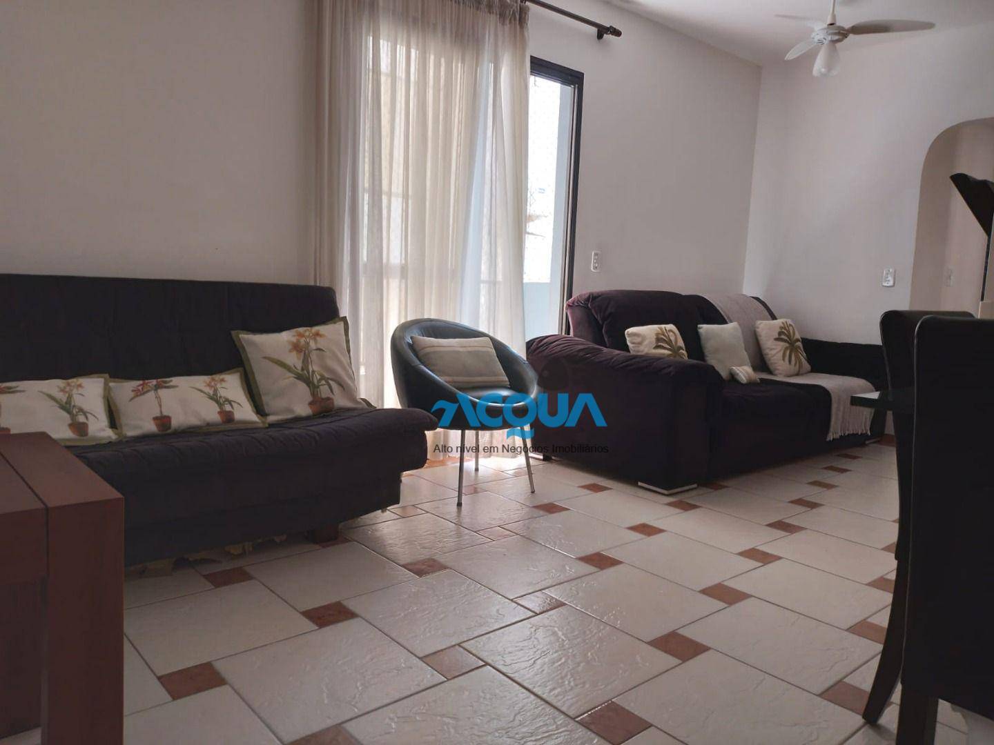 Apartamento à venda com 3 quartos, 80m² - Foto 1