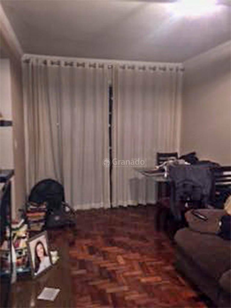 Apartamento à venda com 2 quartos, 70m² - Foto 9