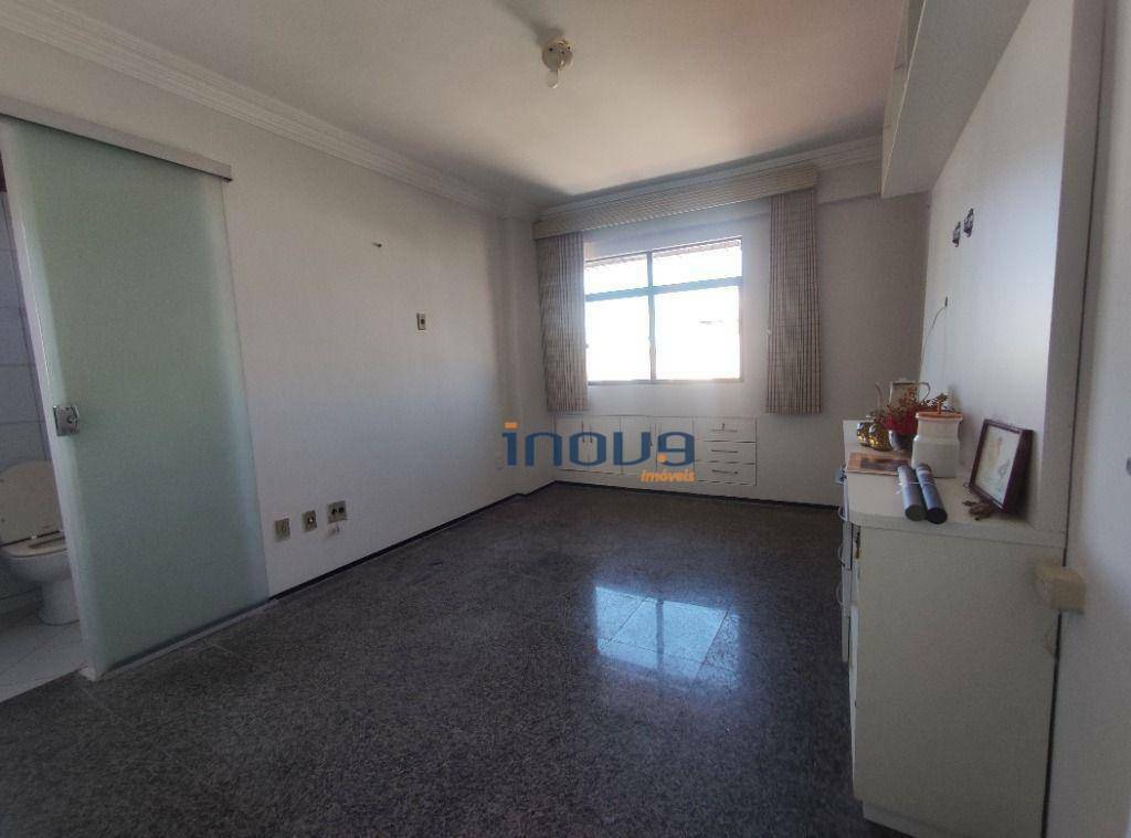 Apartamento à venda com 3 quartos, 138m² - Foto 18