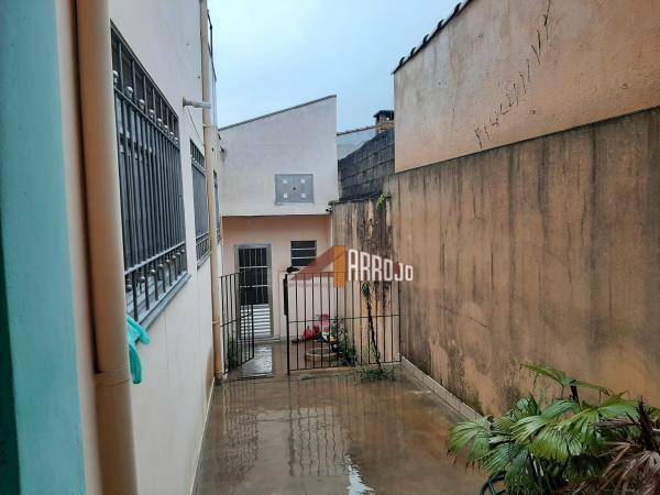 Sobrado à venda com 3 quartos, 194m² - Foto 24