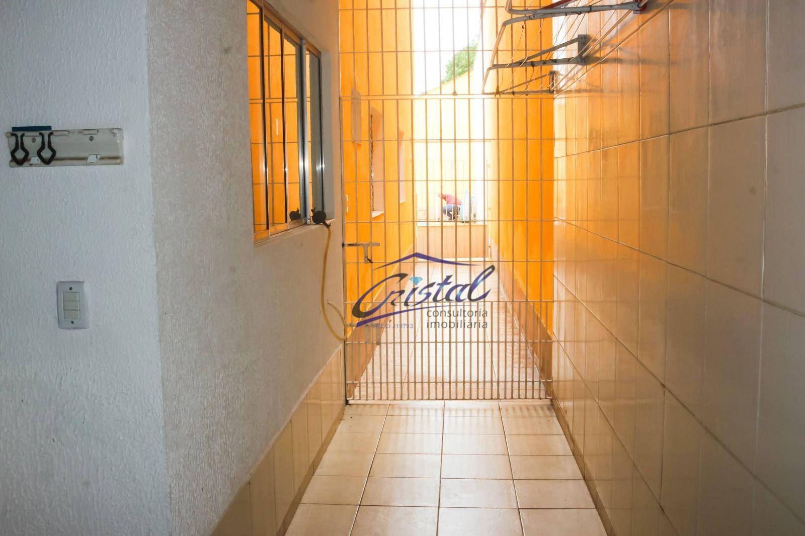 Casa à venda com 5 quartos, 374m² - Foto 17