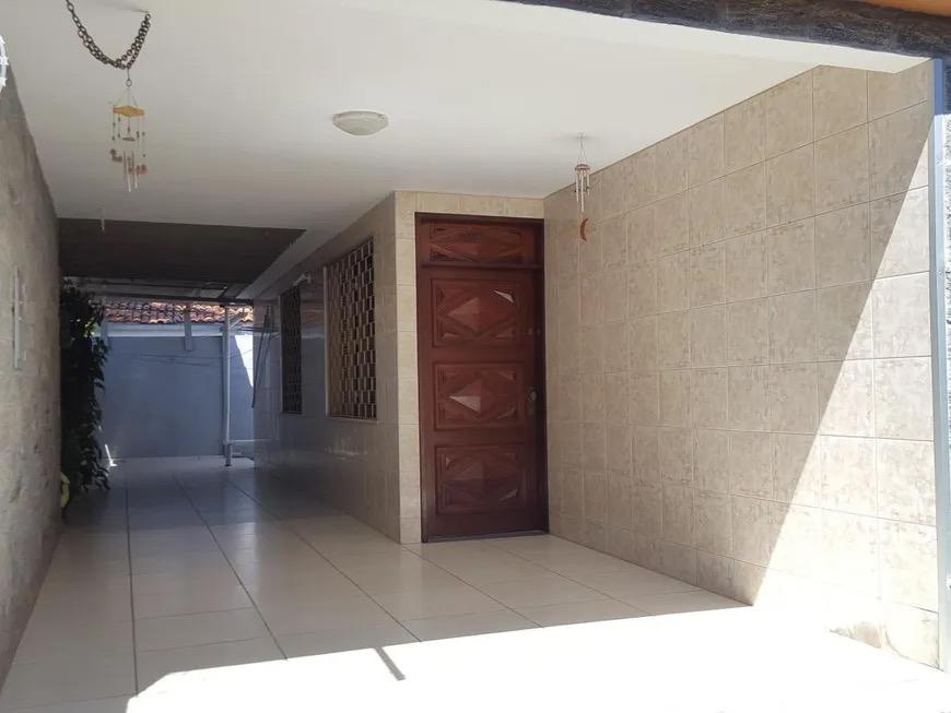 Casa para alugar com 3 quartos, 288m² - Foto 4