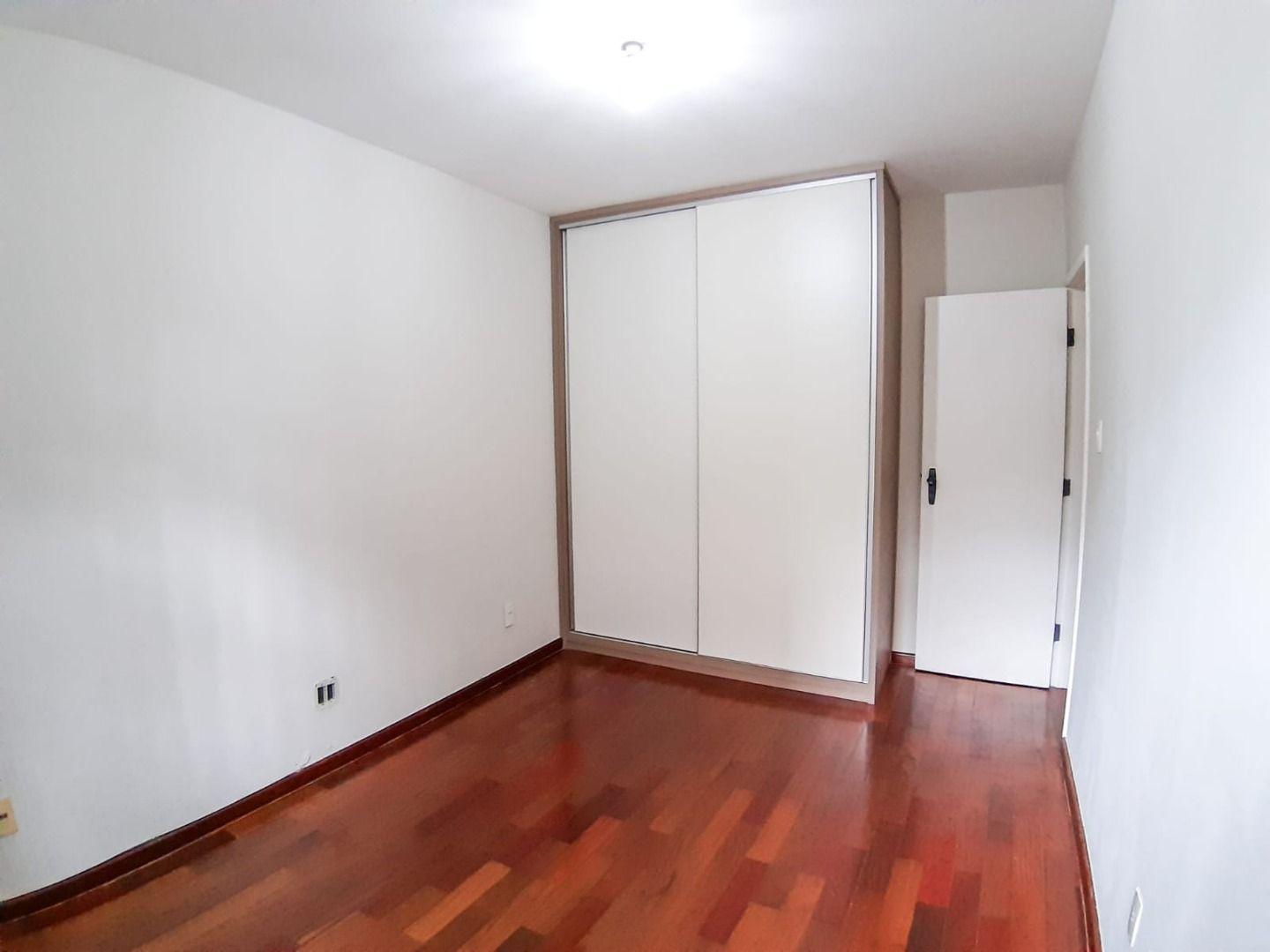 Apartamento à venda com 3 quartos, 130m² - Foto 51