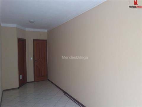 Apartamento para alugar com 2 quartos, 72m² - Foto 2