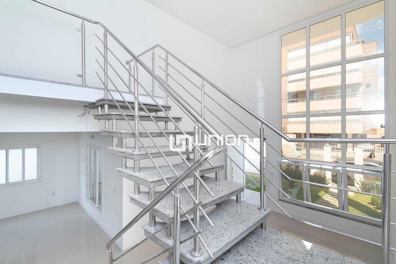 Casa à venda com 3 quartos, 213m² - Foto 6