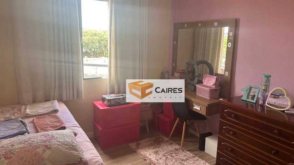 Apartamento à venda com 2 quartos, 70m² - Foto 4