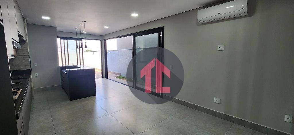 Casa de Condomínio à venda com 3 quartos, 213m² - Foto 4