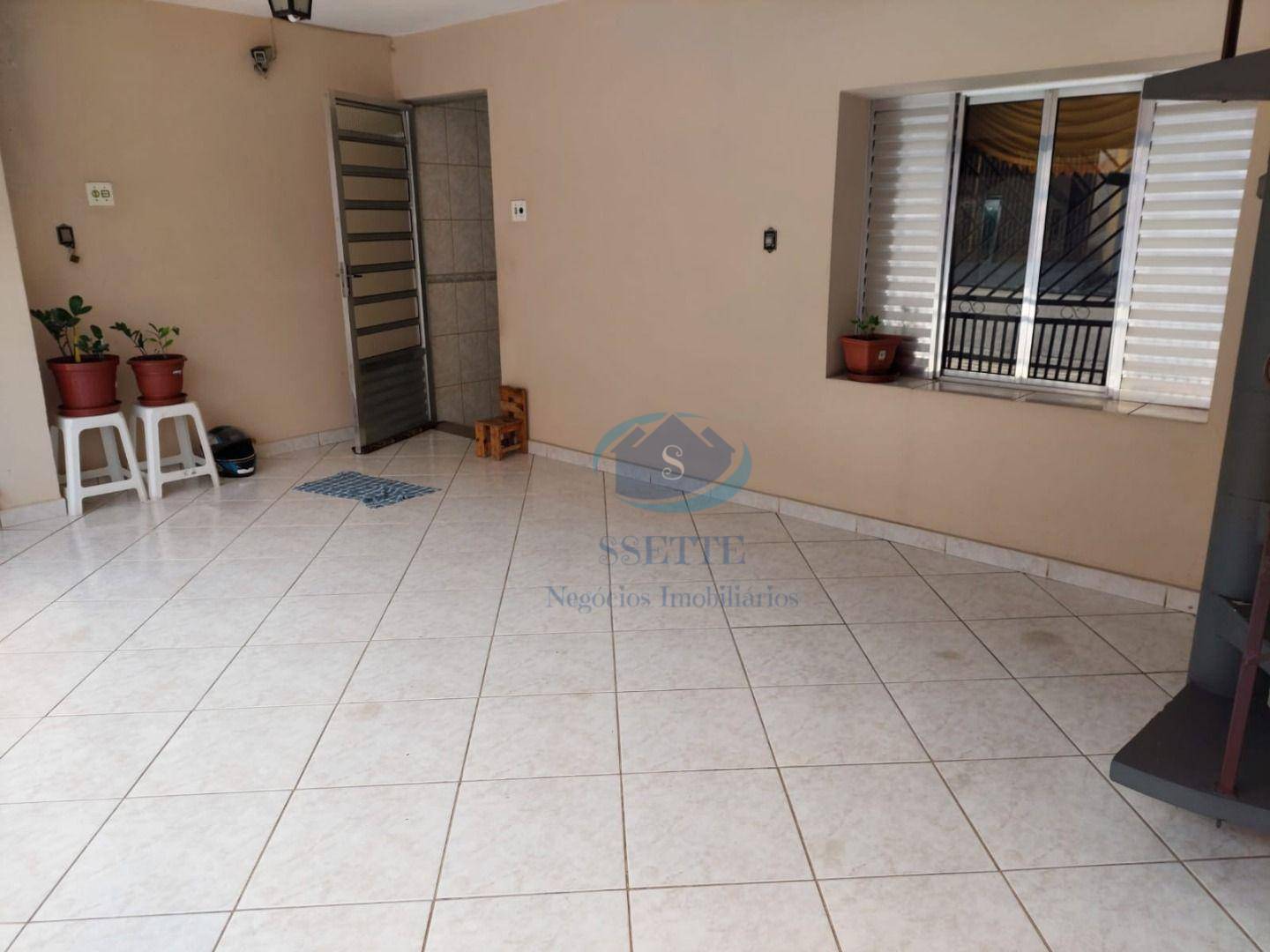 Casa à venda com 4 quartos, 246m² - Foto 18