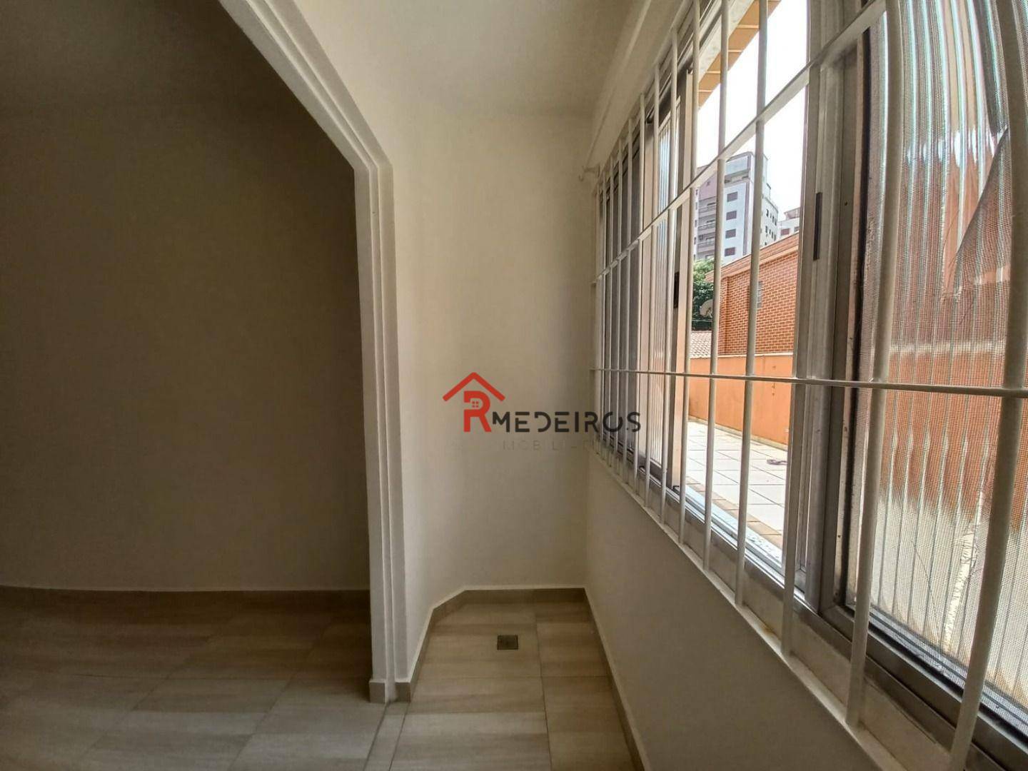 Apartamento à venda com 2 quartos, 91m² - Foto 4