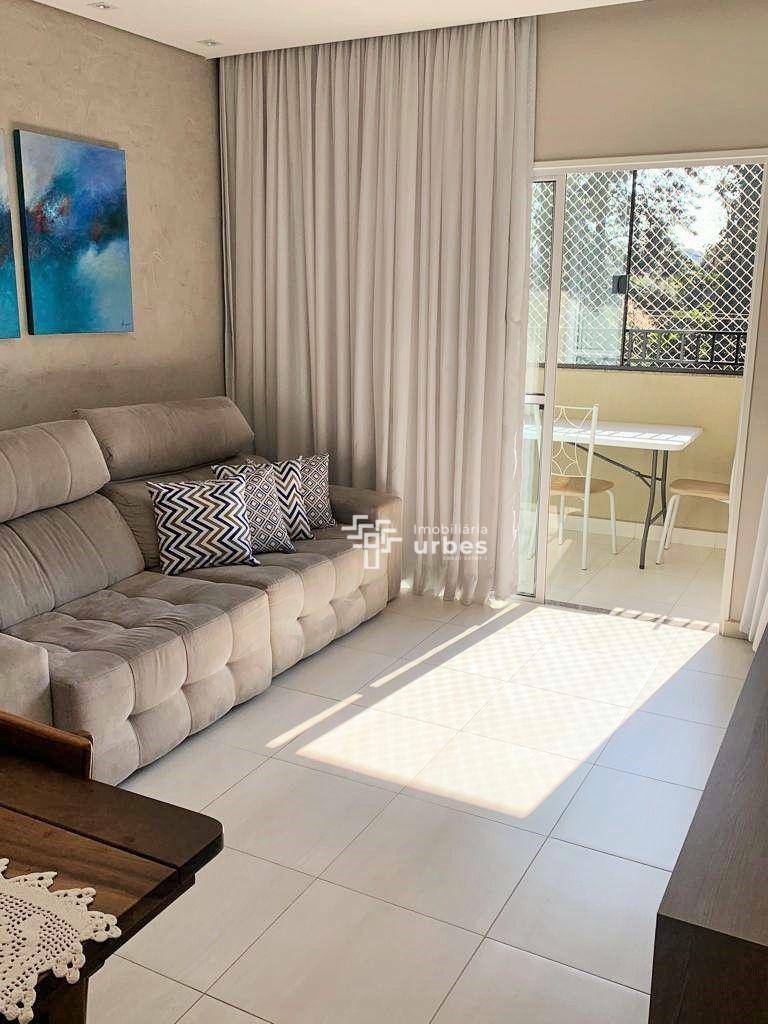 Apartamento à venda com 2 quartos, 70m² - Foto 4