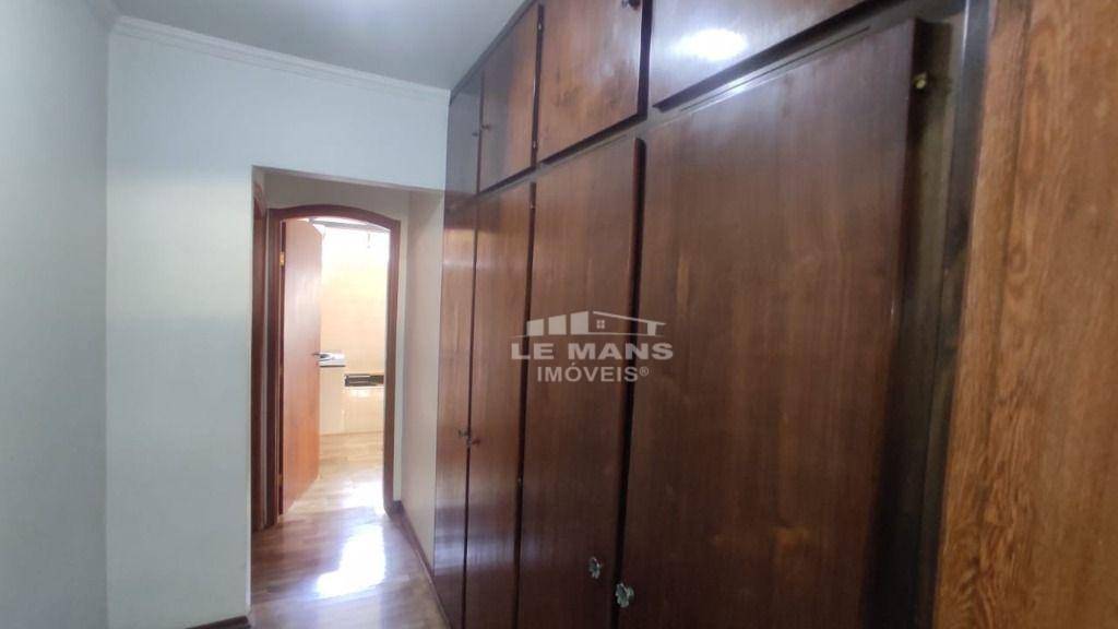 Casa à venda com 4 quartos, 196m² - Foto 20