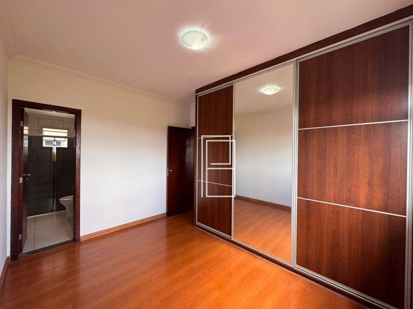 Apartamento à venda com 2 quartos, 62m² - Foto 11