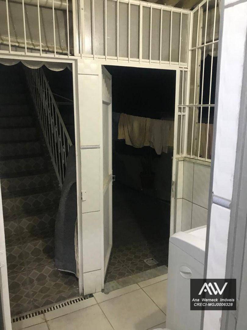 Casa à venda com 3 quartos, 250m² - Foto 20