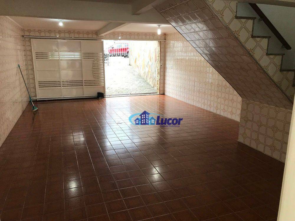 Sobrado à venda com 4 quartos, 180m² - Foto 4