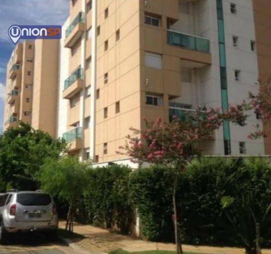 Apartamento à venda com 2 quartos, 75m² - Foto 2