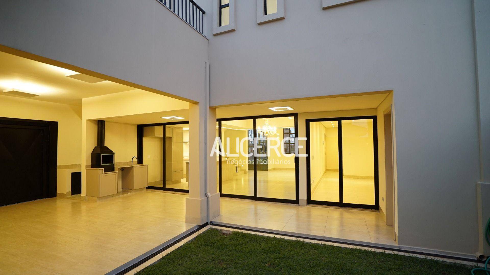 Casa de Condomínio à venda com 3 quartos, 203m² - Foto 26