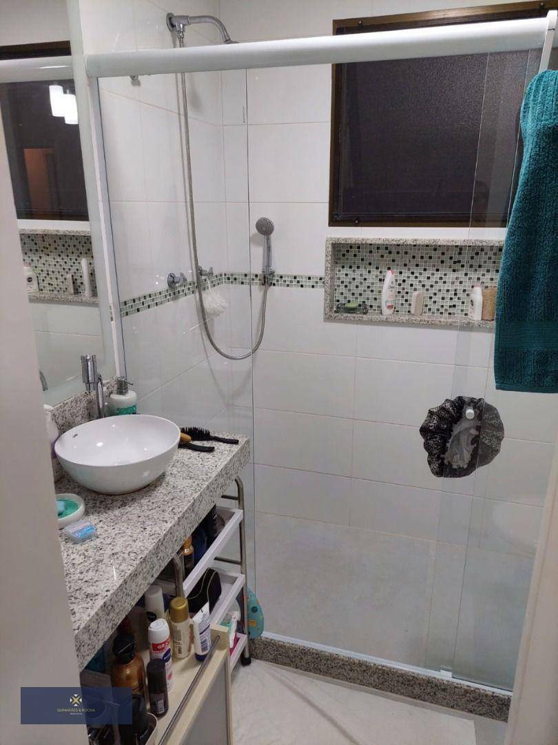 Apartamento à venda com 2 quartos, 137m² - Foto 11