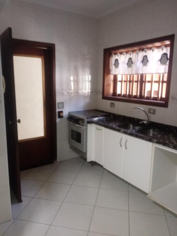 Sobrado à venda e aluguel com 4 quartos, 309m² - Foto 4