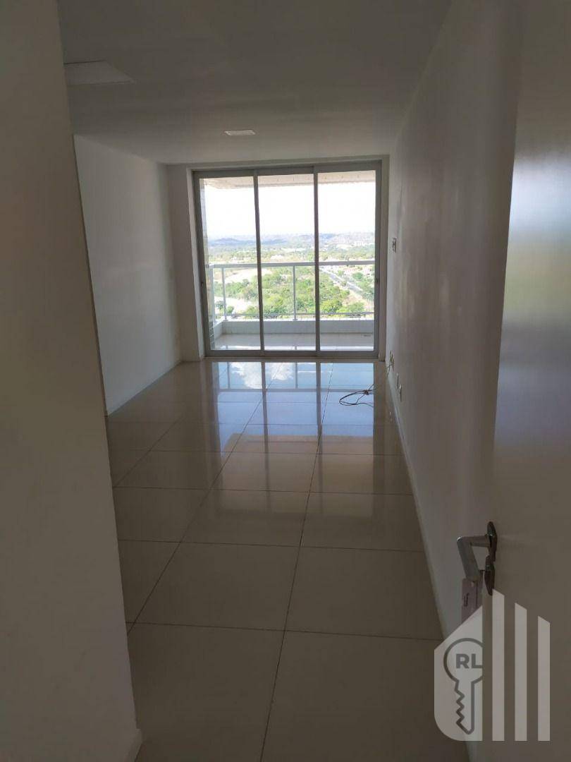 Apartamento à venda com 3 quartos, 80m² - Foto 2