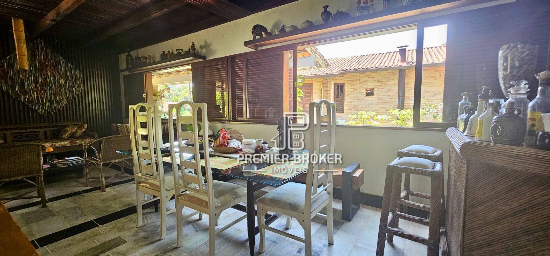 Casa de Condomínio à venda com 3 quartos, 320m² - Foto 12