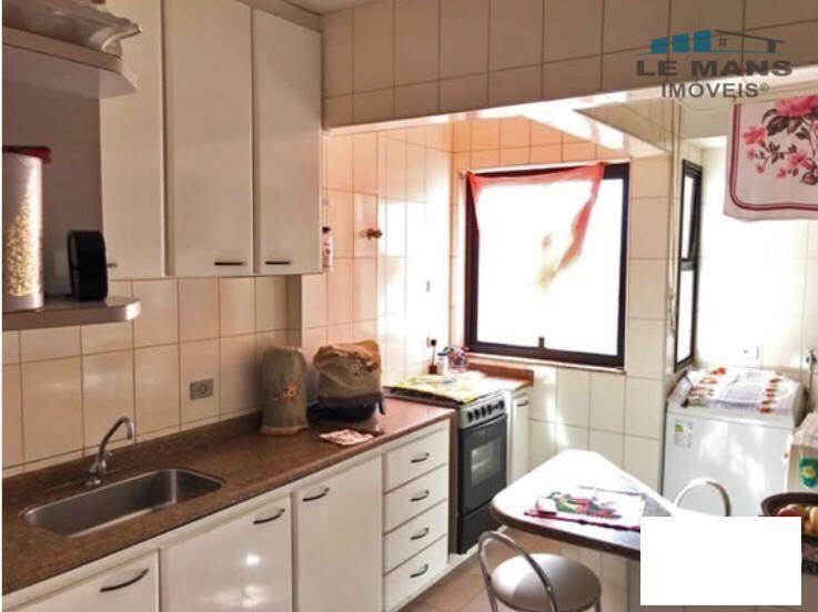 Apartamento à venda com 3 quartos, 82m² - Foto 2