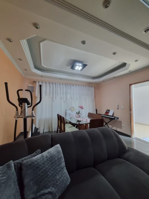 Sobrado à venda com 3 quartos, 160m² - Foto 1