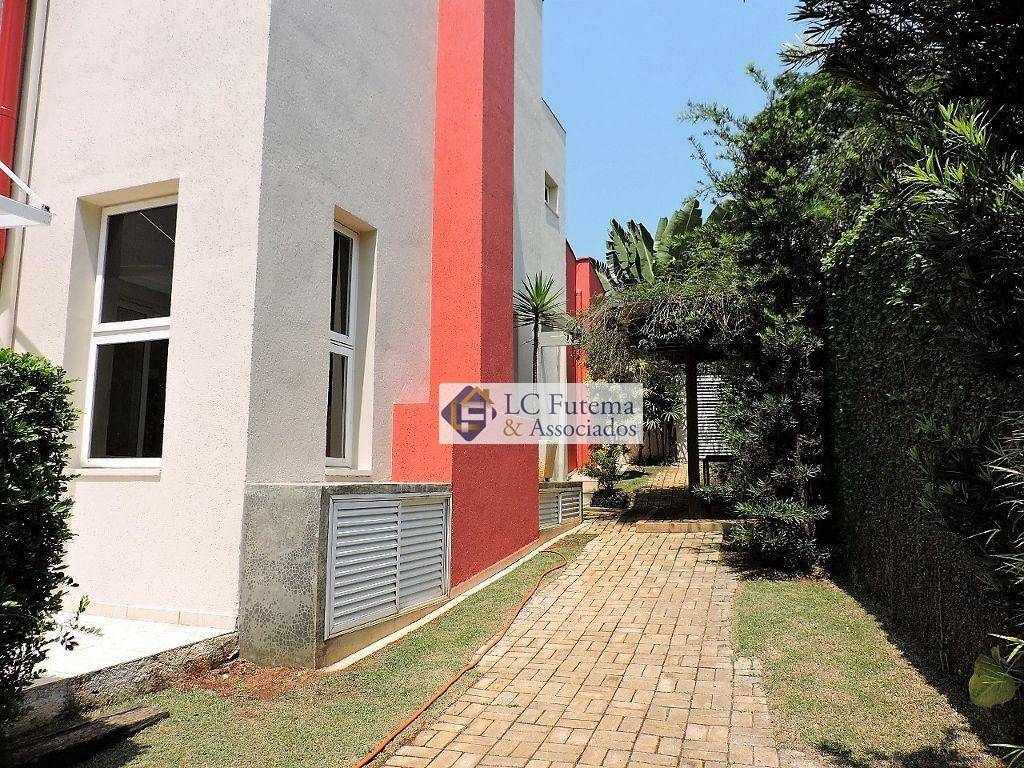 Casa de Condomínio à venda com 4 quartos, 400m² - Foto 25