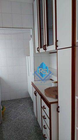 Apartamento à venda com 2 quartos, 81m² - Foto 3