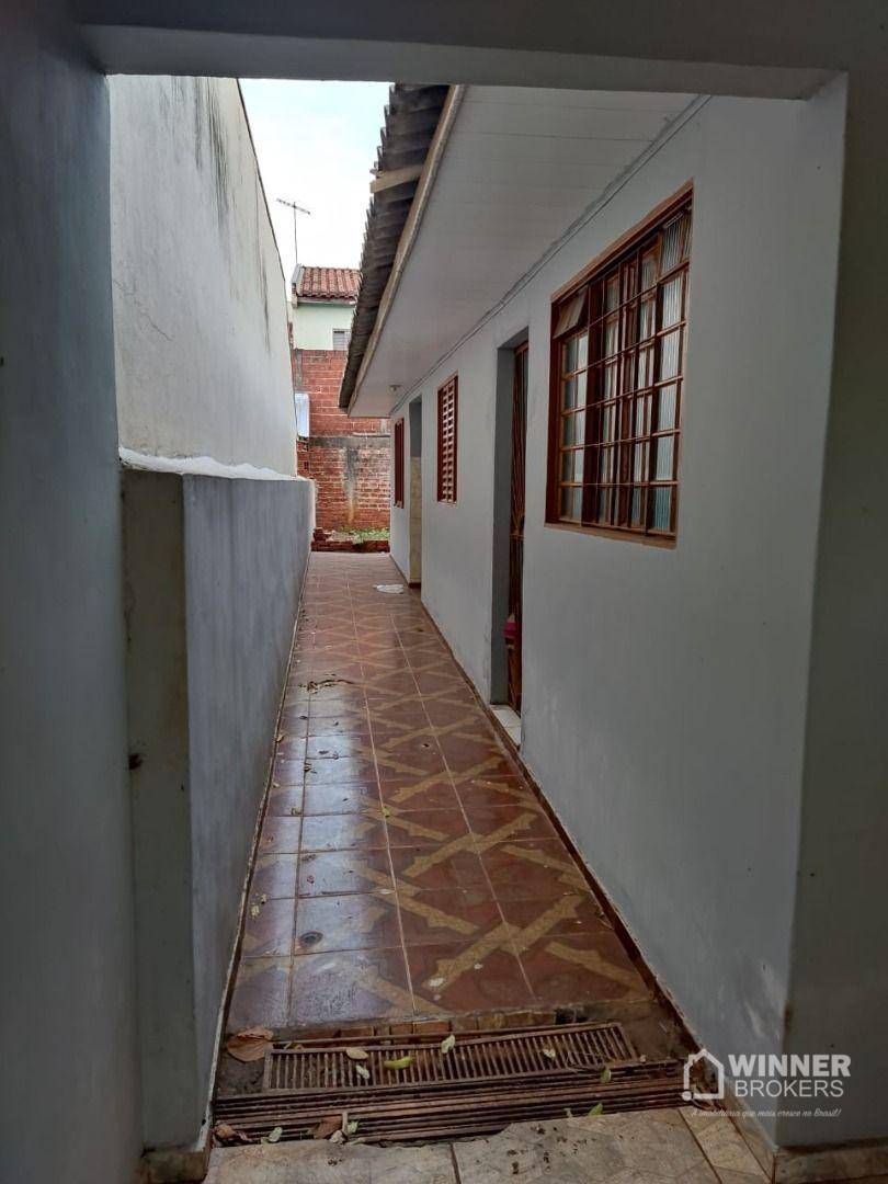 Casa à venda com 2 quartos, 89m² - Foto 11