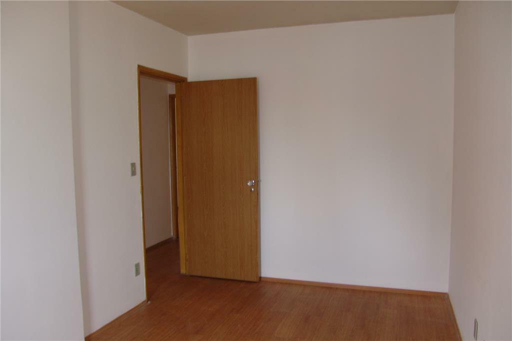 Apartamento para alugar com 2 quartos, 82m² - Foto 7