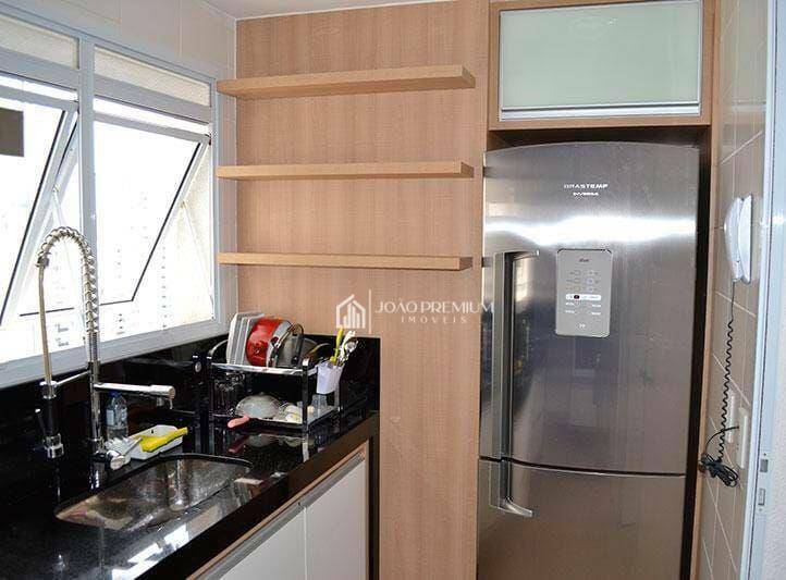 Apartamento à venda com 3 quartos, 125m² - Foto 23