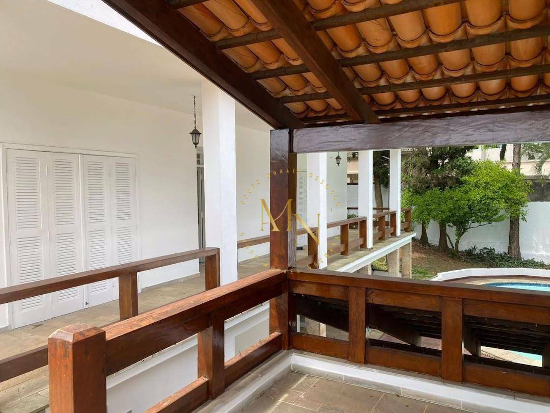 Casa à venda e aluguel com 4 quartos, 450m² - Foto 14