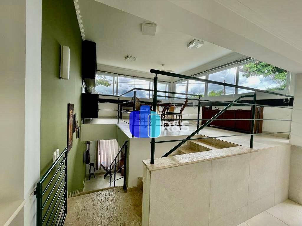 Casa à venda com 4 quartos, 368m² - Foto 46