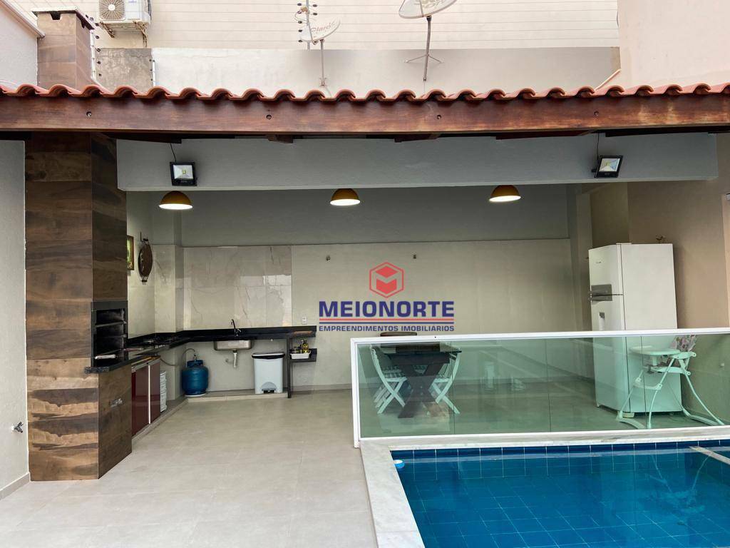 Casa à venda com 4 quartos, 250m² - Foto 5