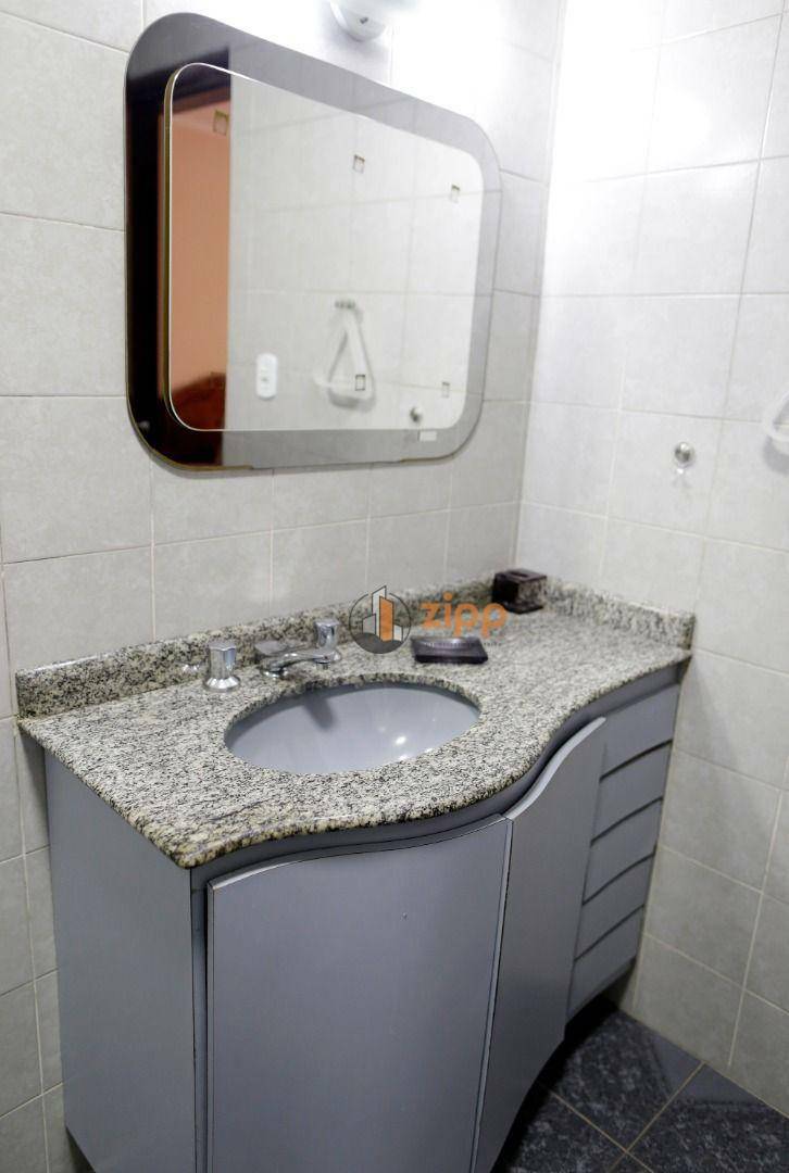 Sobrado à venda com 3 quartos, 180m² - Foto 32