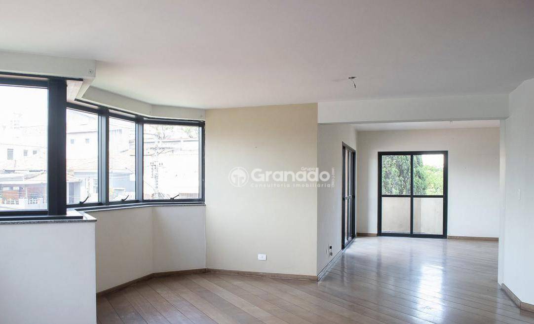 Apartamento à venda com 4 quartos, 190m² - Foto 1